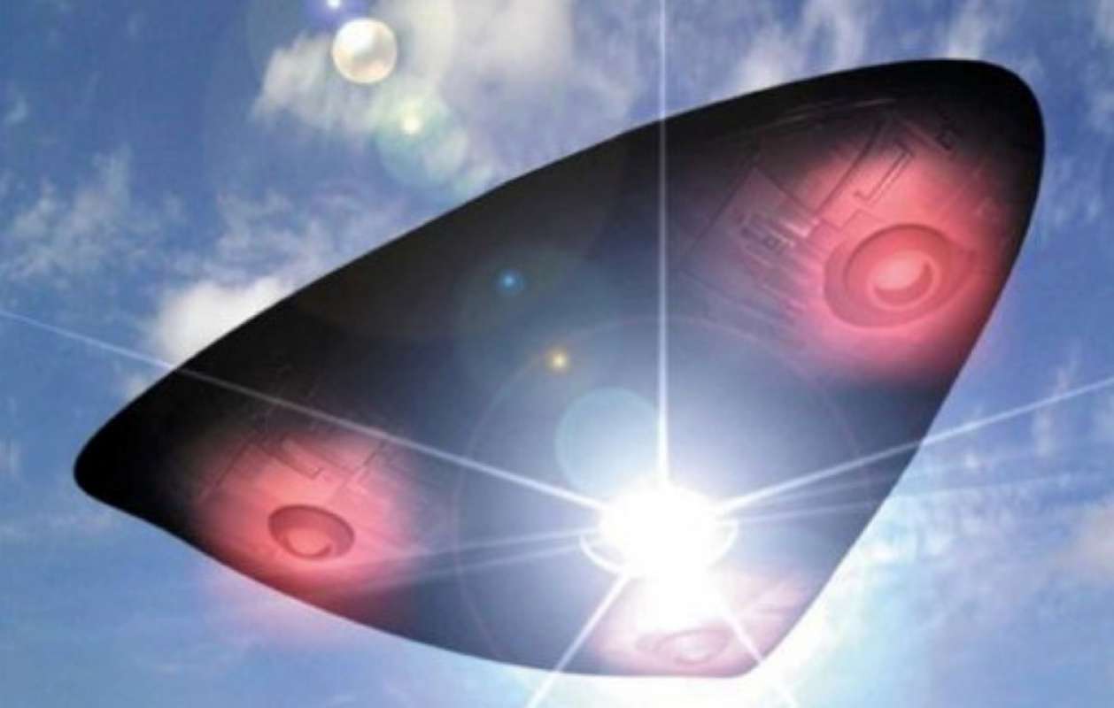 В небе над Ханты-Мансийском появилась какая-то непонятная аномалия, снимок изучается специалистами 18 6504