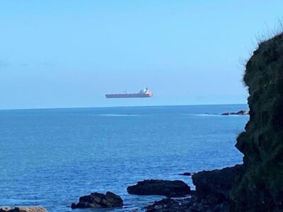 Эксперт объяснил появление «летающего» корабля у берегов Фалмута 21 esrpic 60447d77e2e411