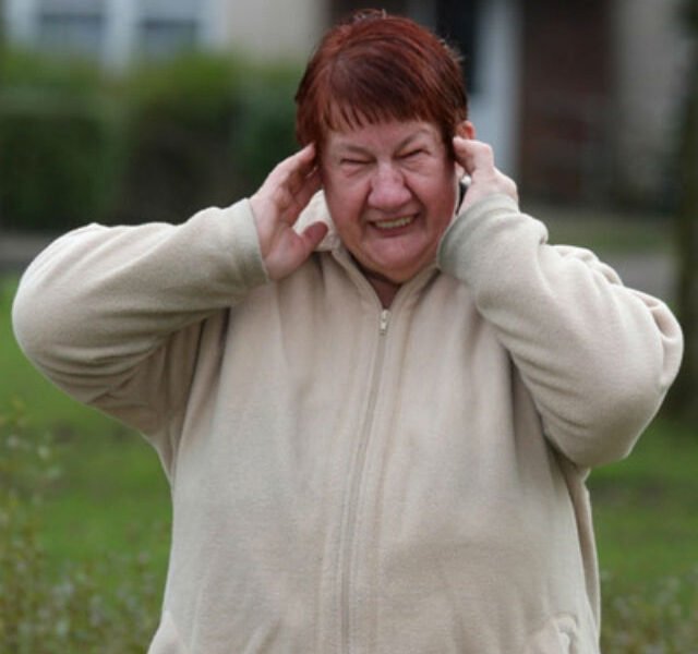 Anglichanka ne spit tri goda iz za navyazchivoj pesni