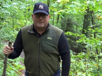 Бигфут схватил охотника за пятку 22 36870677