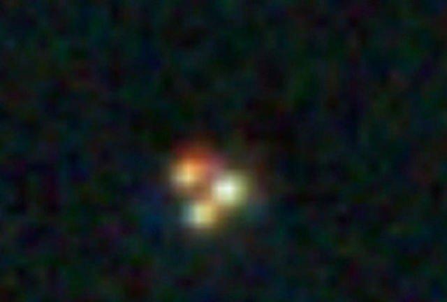 Na foto NASA s Luny obnaruzhili novogodnij NLO 640x432 1