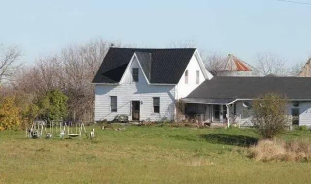 Полтергейст и «большая черная тварь» терроризировали семью фермеров из Канады 18 19303097