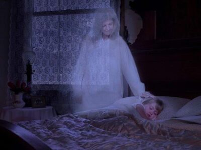 Фантомную фигуру запечатлели в детской комнате 22 pic 26 03 2019 0913211