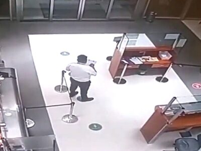 В Аргентине охранник хосписа впустил в здание призрак умершей пациентки, приняв ее за обычного человека 20 75217067