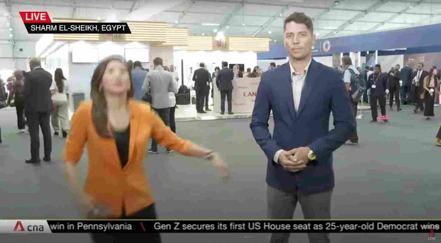 Совершенно нормально: телерепортер на конференции ООН по изменению климата упал во время прямого эфира (ВИДЕО) 18 46163444