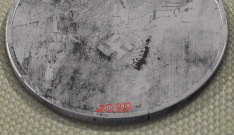 «Нацистскую монету из будущего» откопали в Мексике 18 pic 17 04 2018 0700041