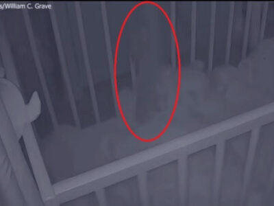 Рука призрака коснулась ребенка в кроватке 35 fdcb4af914ae957ef5bda10cef9794a2