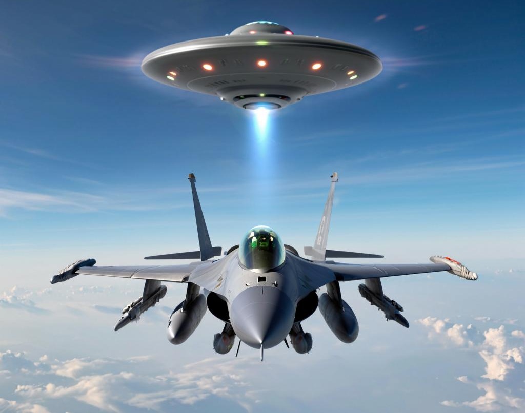 Истребитель F-16 столкнулся с загадочным объектом в небе над Аризоной 18 esrpic 682ec3f6c0b481