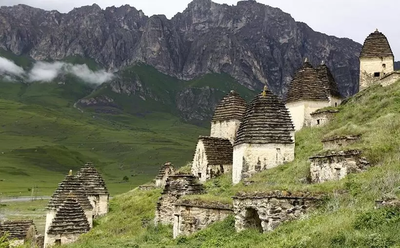 dargavs 11
